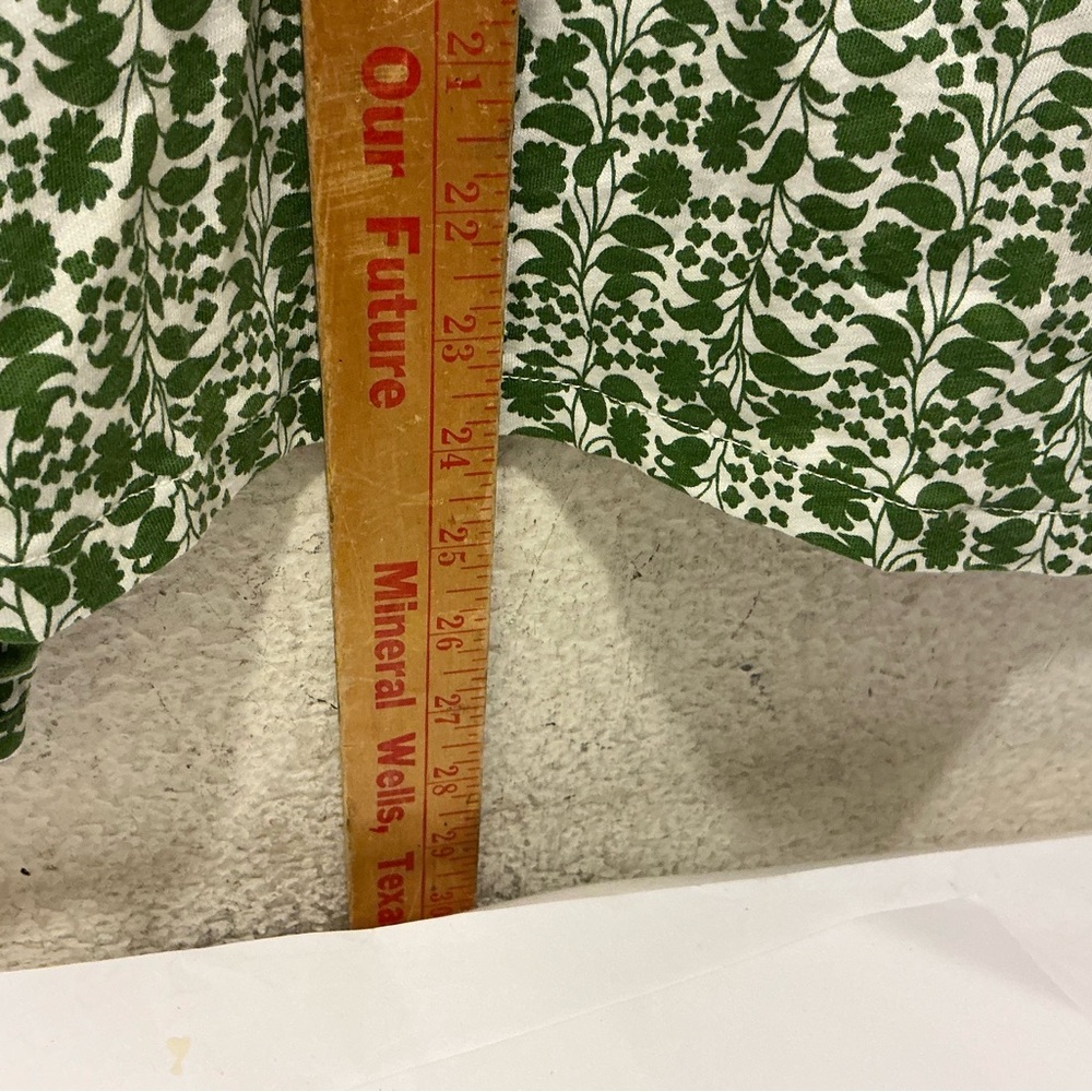 Boden Green Marina Jersey 100% Cotton Shirt Green Leaf Print Blouse - Picture 6 of 8